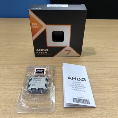 【甲府飯田店】中古  AMD Ryzen 7 9850X3D (AM5/4.7/104M/C8/T16/120W) 188690 