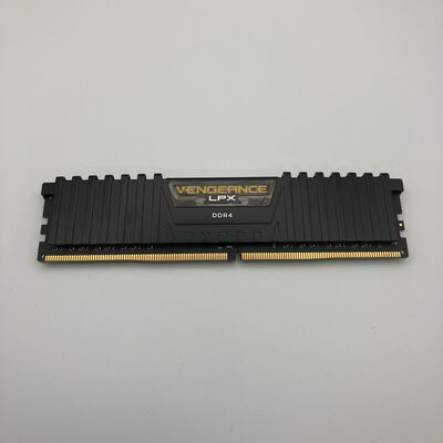 【秋葉原本店】中古  PC4-21300 8GB デスクトップ用 126165 