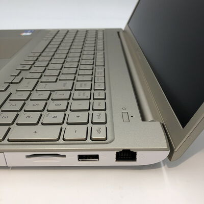 【盛岡都南店】中古  Dynabook　P3-T7YXBG 4580001886 