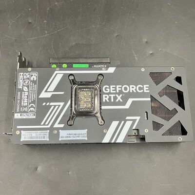 【大須店】中古  玄人志向 GG-RTX5070-E12GB/OC/DF (RTX5070 12G) 176912 