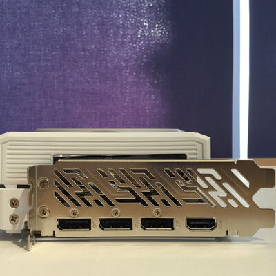 【松山環状枝松店】中古  ASRock RX9070XT SL 16G Steel Legend 16GB (RX9070XT 16G) 4560001137 