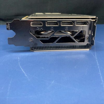 【前橋ｲﾝﾀｰｱｶﾏﾙ店】中古  MSI GeForce RTX 5070 12G INSPIRE 3X OC 4540002644 