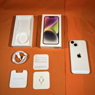 【なんば店】中古  【docomo版SIMフリー】Apple iPhone14 6.1インチ 128GB (スターライト) MPUQ3J/A 154870 