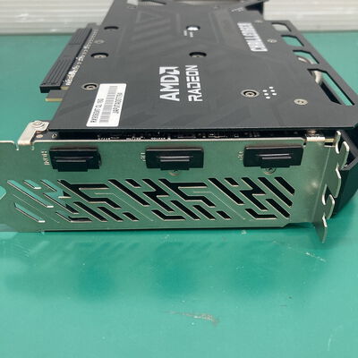 【浦添城間店(沖縄)】中古  ASRock RX9060XT CL 16G (RX9060XT Challenger 16GB) 188998 