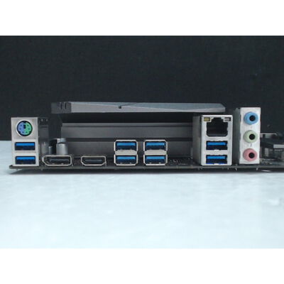 【前橋ｲﾝﾀｰｱｶﾏﾙ店】中古  ASRock X570 Phantom Gaming 4 (X570 AM4 ATX DDR4) 140055 