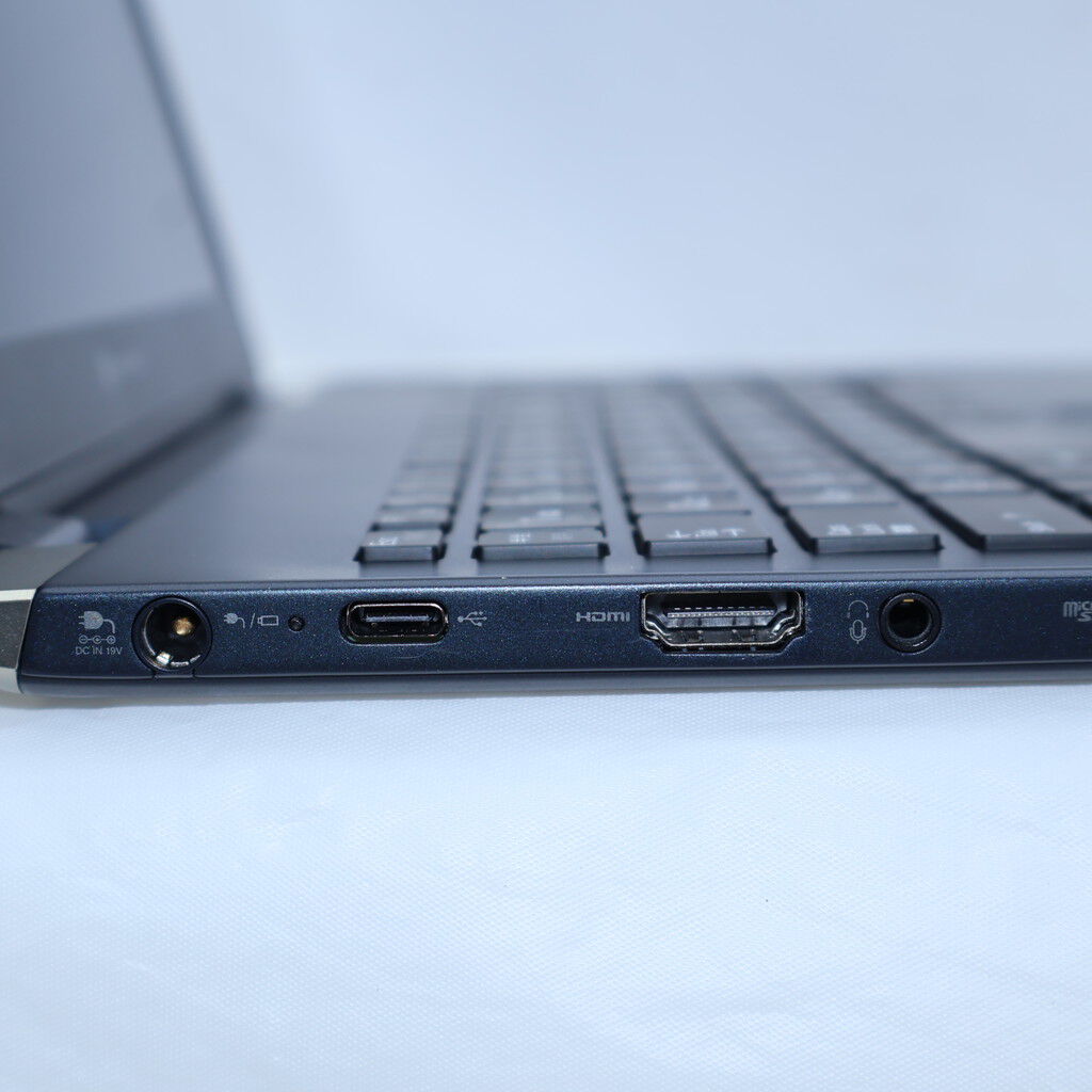 中古 Toshiba dynabook G83/FP (Core i7-10710U/8GB/オンボード