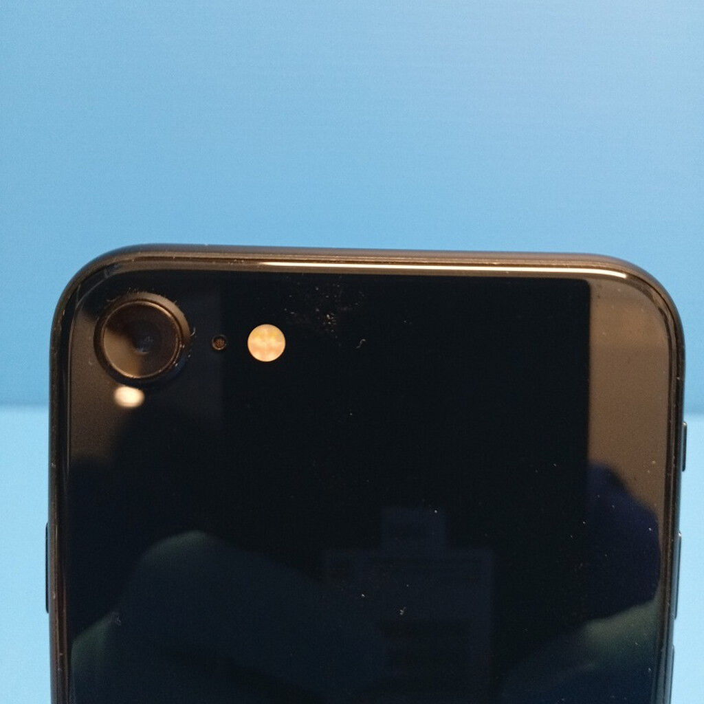 中古 【au版SIMフリー】Apple iPhoneSE 4.7インチ (第3世代) 64GB