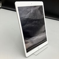 中古  【SIMロック解除済み】【au】Apple iPad 10.2インチ (第8世代/2020) Wi-Fi+Cellular 32GB シルバー MYMJ2J/A 164446 