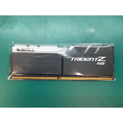 【佐賀南部バイパス店】中古  PC4-28800 8GB デスクトップ用 140733 