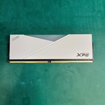 【静岡東瀬名店】中古  PC5-44800 16GB デスクトップ用 149153 