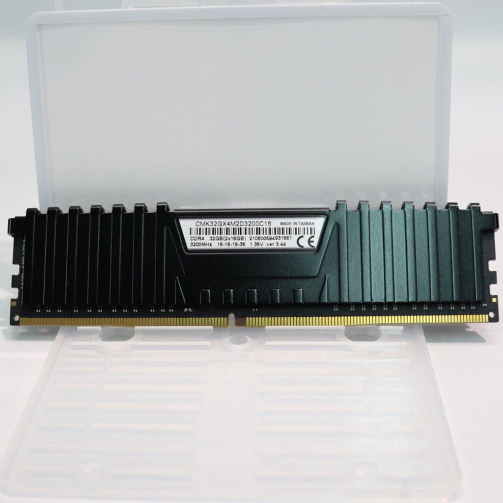 中古 CORSAIR PC4-25600 16GB デスクトップ用(DDR4-3200) 3210015516