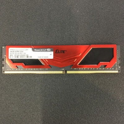 【博多店】中古  PC4-25600 16GB デスクトップ用(DDR4-3200) 140728 
