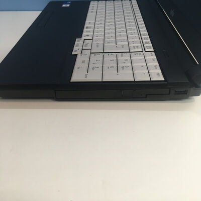【博多店】中古  Fujitsu LIFEBOOK A5513/RX (Core 5 120U/16GB/SSD256GB/Mt/-/WLAN/15.6HD/W11P64/-) 3240008999 