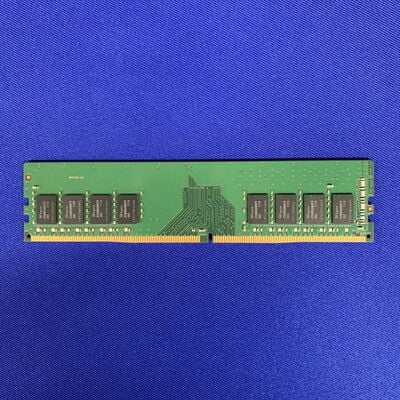 【横浜駅前店】中古  PC4-19200 8GB デスクトップ用_ 184886 