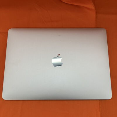 【なんば店】中古  Apple MacBook Pro 13インチ 2017 シルバー Core i5 2.3GHz/8GB/256GB SSD MPXU2J/A 135869 