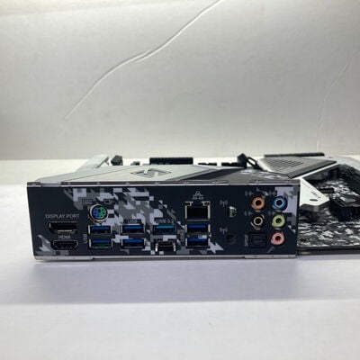 【千葉店】中古  ASRock X570 Steel Legend (X570 AM4 ATX DDR4) 140058 