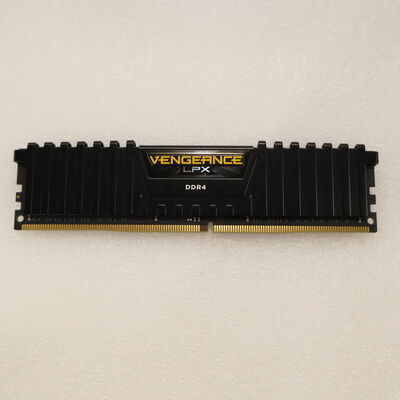 【通販センター】中古  PC4-25600 16GB デスクトップ用(DDR4-3200) 140728 