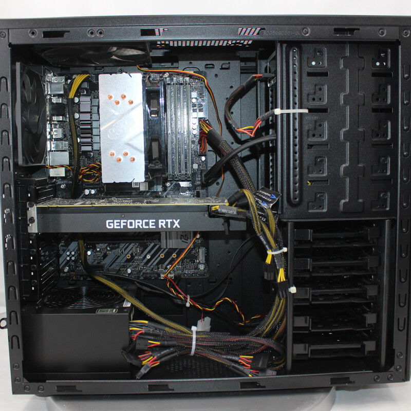 中古 THIRDWAVE GALLERIA KT(Intel Core i9 9900K/16GB/SSD256GB/なし