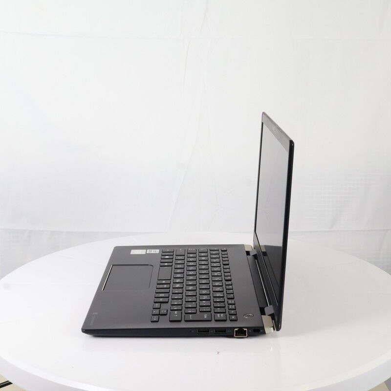 中古 TOSHIBA dynabook G83/FP A6G7FPF2H512 (Intel Core i5 10210U