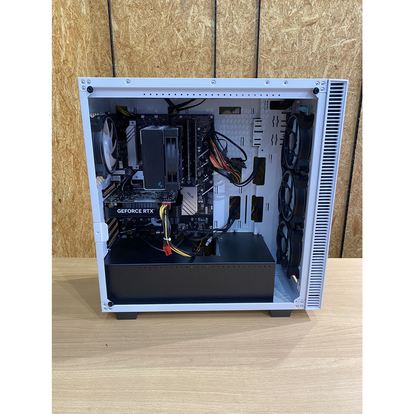 raytrek EM7PLUS デスクトップPC 中古 raytrek EM7PLUS_G_4060 4510003094【9/17値下げ!】 （395918
