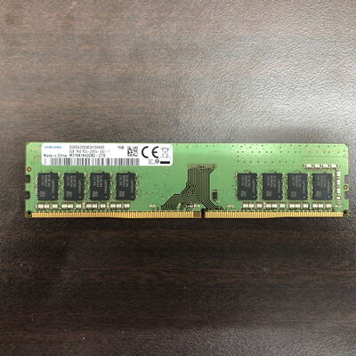【福山ココローズ店】中古  PC4-21300 8GB デスクトップ用(DDR4-2666) 126165 