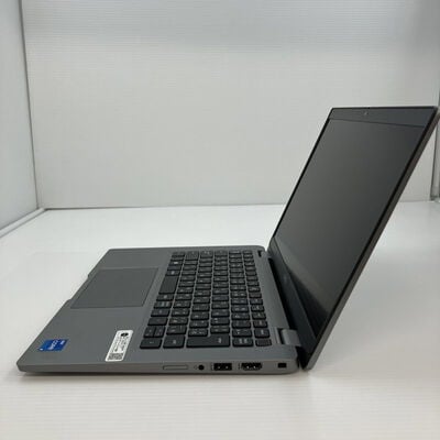 【秋葉原本店】中古  DELL Latitude5330(i5-1245U/8GB/SSD256GB/W11P) 3410015611 