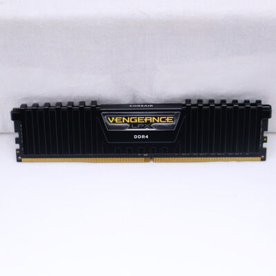 【通販センター】中古  PC4-25600 8GB デスクトップ用(DDR4-3200) 140727 