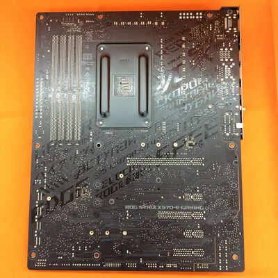 【なんば店】中古  ASUS ROG STRIX X570-E GAMING(X570 AM4 ATX) 140038 