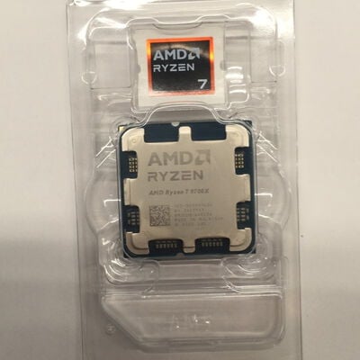 【博多店】中古  AMD Ryzen 7 9700X (AM5/3.8GHz/40M/C8/T16/65W) 169022 