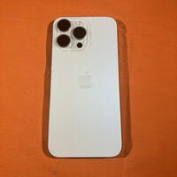 中古  【docomo版SIMフリー】Apple iPhone15 Pro Max 512GB ホワイトチタニウム MU6V3J/A 161268 