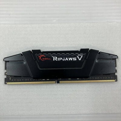 【秋葉原本店】中古  PC4-28800 32GB デスクトップ用(DDR4-3600) 143221 