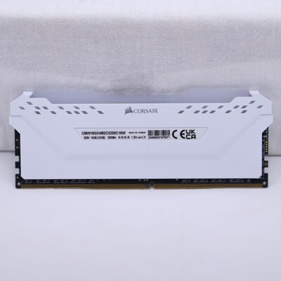 【通販センター】中古  PC4-25600 8GB デスクトップ用(DDR4-3200) 140727 