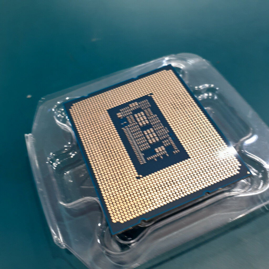 中古 INTEL Core i9 12900K (1700/3.2G/30M/C16/T24) 147855