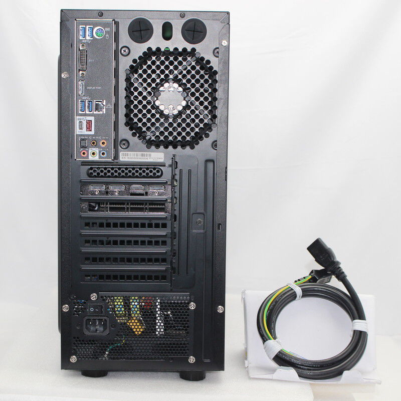 中古 iiyama LEVEL ∞(Intel Core i7 9700K/16GB DDR4 (PC4)/SSD525GB