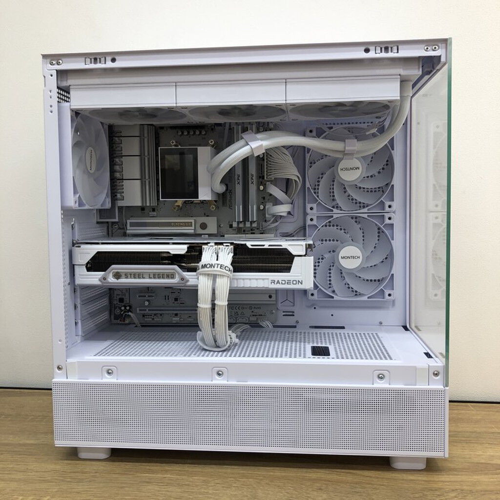中古 自作PC(Ryzen 7 7800X3D/32GB/SSD1TB+1TB/RX9070XT/W11H