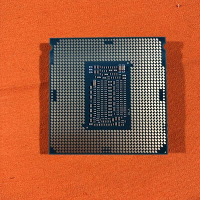 【なんば店】中古  INTEL Core i7 9700K (1151/3.60GHz/12M/C8/T8) 138481 