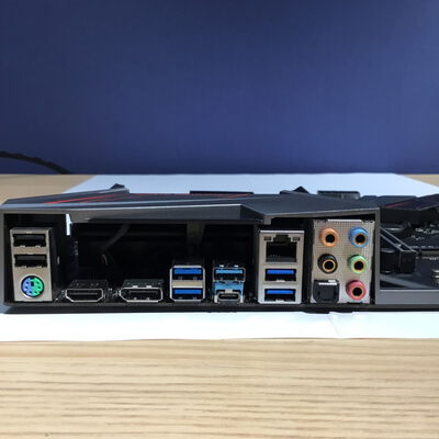 【松山環状枝松店】中古  ASRock B365 Phantom Gaming 4 (B365 ATX 1151 DDR4) 142173 