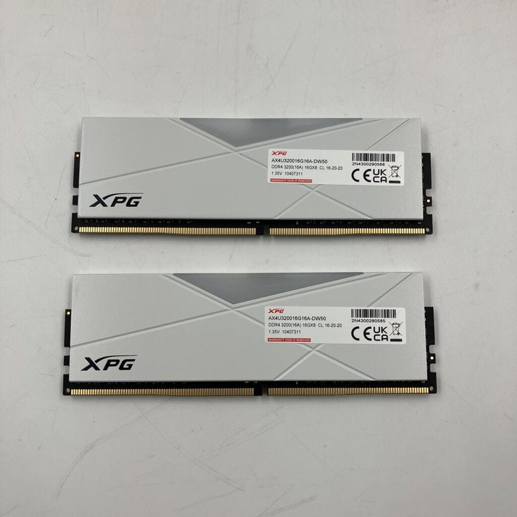 中古 ADATA AX4U320016G16A-DW50 (DDR4 PC4-25600 16GBx2) 198061