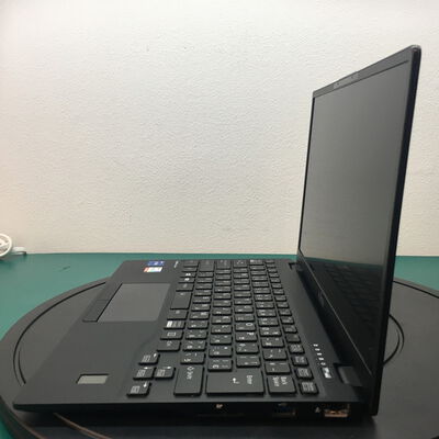 【佐賀南部バイパス店】中古  FUJITSU LIFEBOOK(i7-1185G7/16GB/SSD256GB/ドライブなし/W11P) 5250001072 
