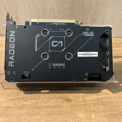 【姫路店】中古  ASUS DUAL-RX9060XT-16G (RX9060XT 16GB) 188999 
