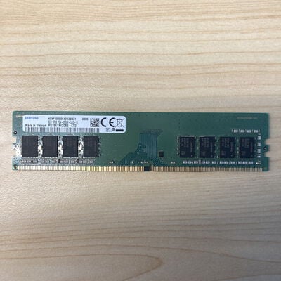 【博多店】中古  PC4-21300 8GB デスクトップ用(DDR4-2666) 126165 