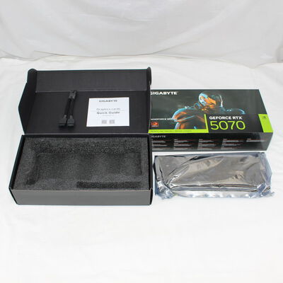 中古  GIGABYTE GV-N5070WF3-12GD (RTX5070 12GB) 3480033869 