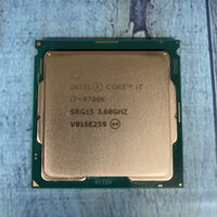 中古  INTEL Core i7 9700K (1151/3.60GHz/12M/C8/T8) 138481 