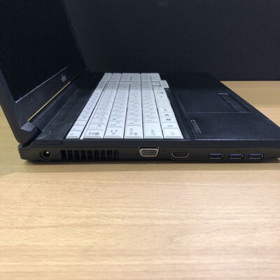 【甲府飯田店】中古  富士通 LIFEBOOK A5510/D(Core i5-10310U/4GB/SSD128GB) 181804 