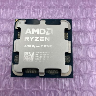 【町田店】中古  AMD Ryzen 7 9700X (AM5/3.8GHz/40M/C8/T16/65W) 169022 