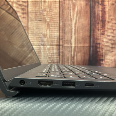 【富士青葉店】中古  Dell 15 DC15250 P112F013 5070001731 