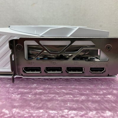 【町田店】中古  MSI GeForce RTX 5070 12G GAMING TRIO OC WHITE (RTX5070 12G) 3330003349 