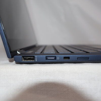 【通販センター】中古  HP Elite Dragonfly G2 (Intel Core  i7 1165G7 2.80GHz/16GB/SSD512GB/-/オンボード/13.3/1920x1080/Wi-Fi/WEBCAM/W11H64 MAR) 186482 