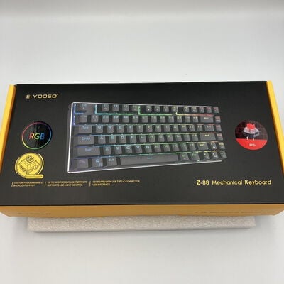 【新潟店】中古  e元素ゲーミングキーボード メカニカル式キーボード USB接続有線赤軸RGB 3290006908 