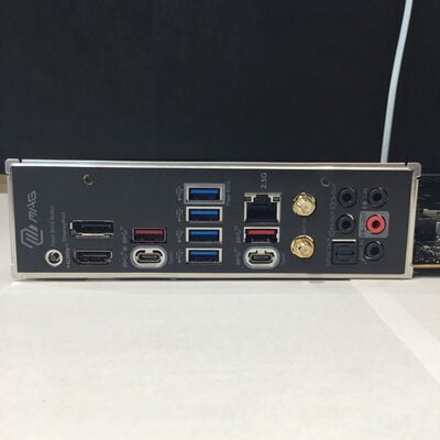 【松山環状枝松店】中古  MSI MAG X670E TOMAHAWK WIFI(X670E AM5 ATX DDR5) 3480037474 